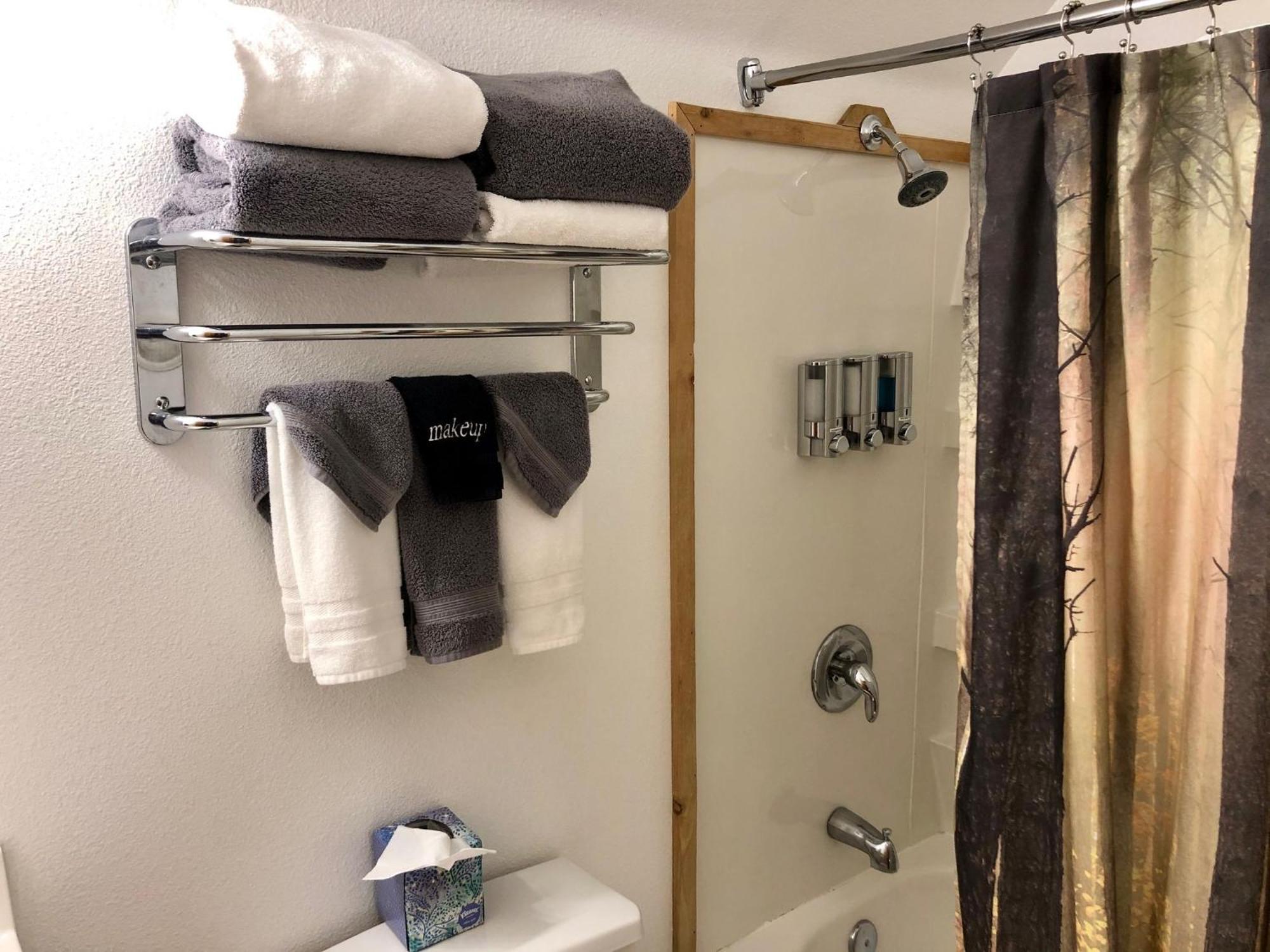 Susitna River Lodging, Suites Talkeetna Quarto foto